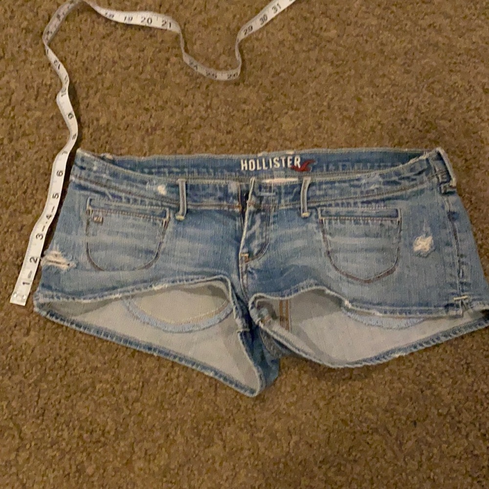 Hollister booty shorts